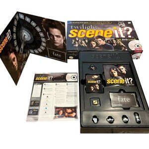 Twilight Scene It Trivia The DVD Board Game Complete in Box 2009 Edward Bella